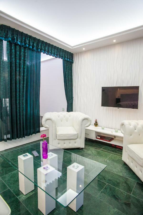 Royal Apartment In City Centre Suwałki エクステリア 写真