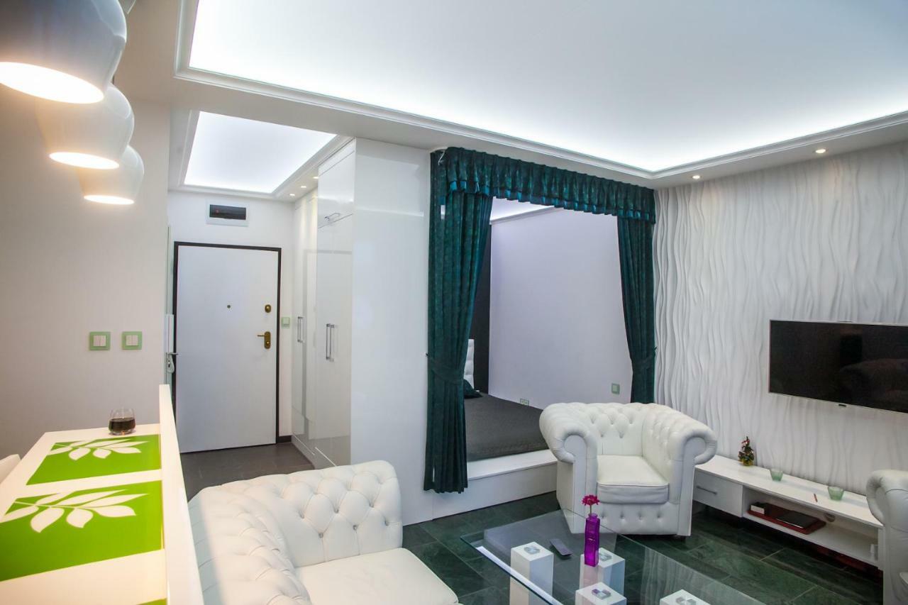 Royal Apartment In City Centre Suwałki エクステリア 写真