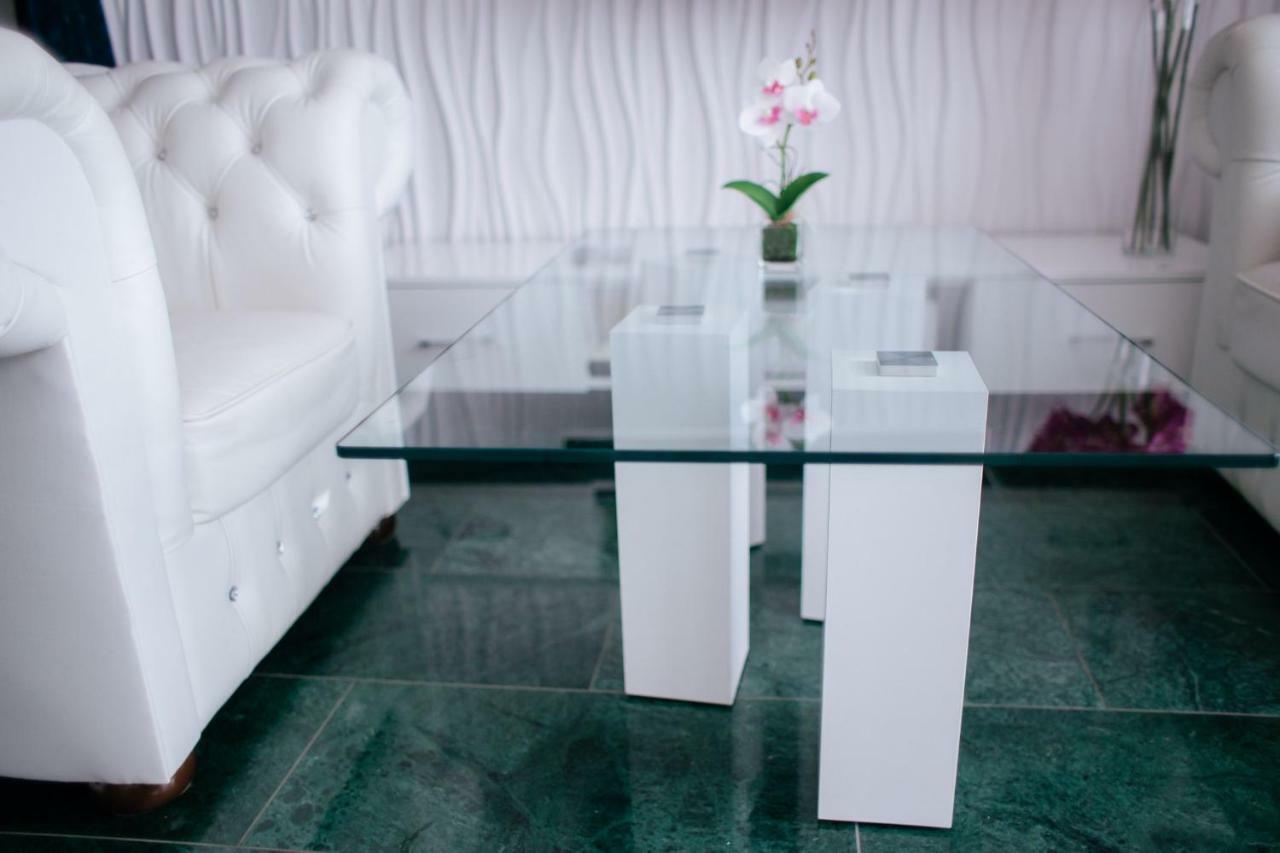 Royal Apartment In City Centre Suwałki エクステリア 写真